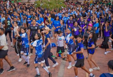 Comunidad upecista vivió con alegría una maratón de aeróbicos